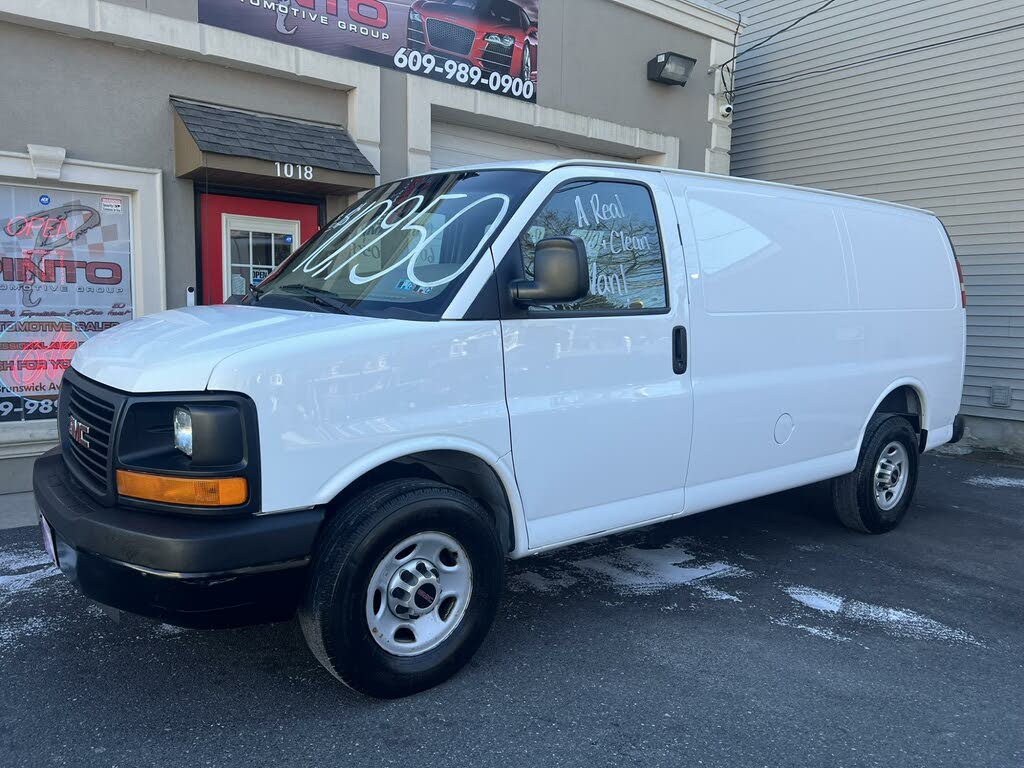 2015 GMC Savana Cargo 2500 RWD