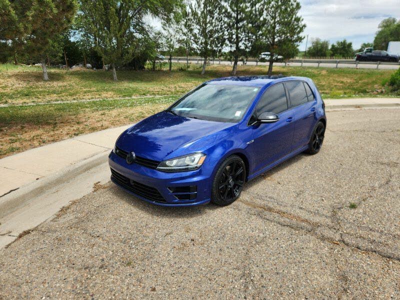 2017 Volkswagen Golf R 4-Door AWD with DCC and Navigation