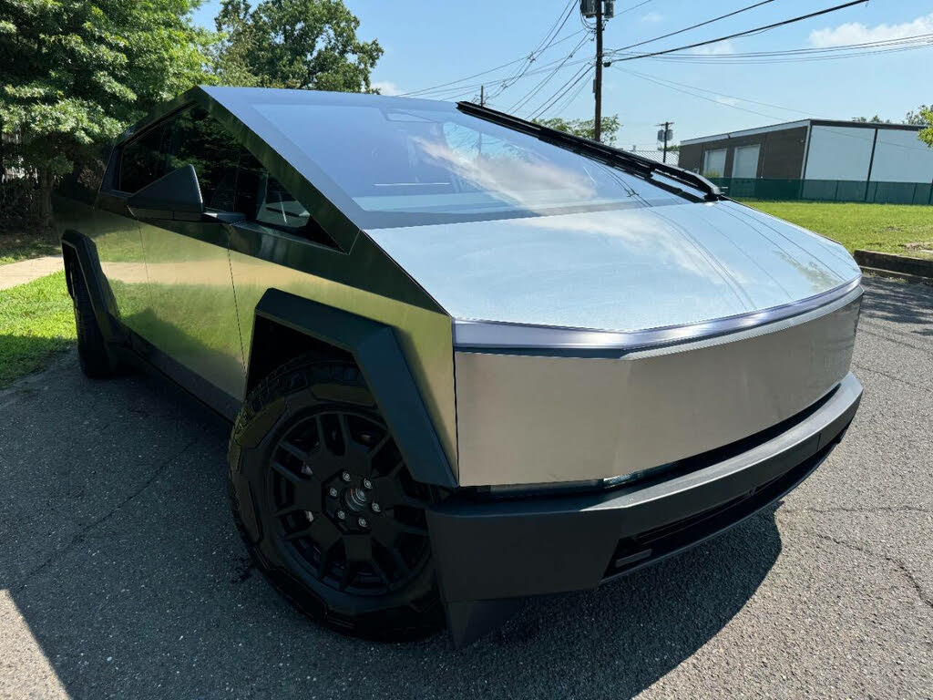 2024 Tesla Cybertruck Base