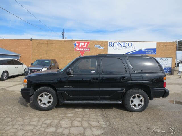 2004 GMC Yukon Denali AWD