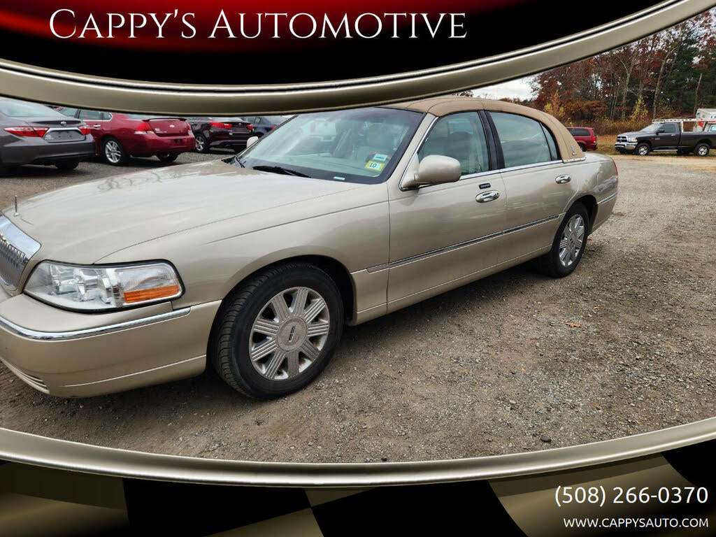 2004 Lincoln Town Car Ultimate