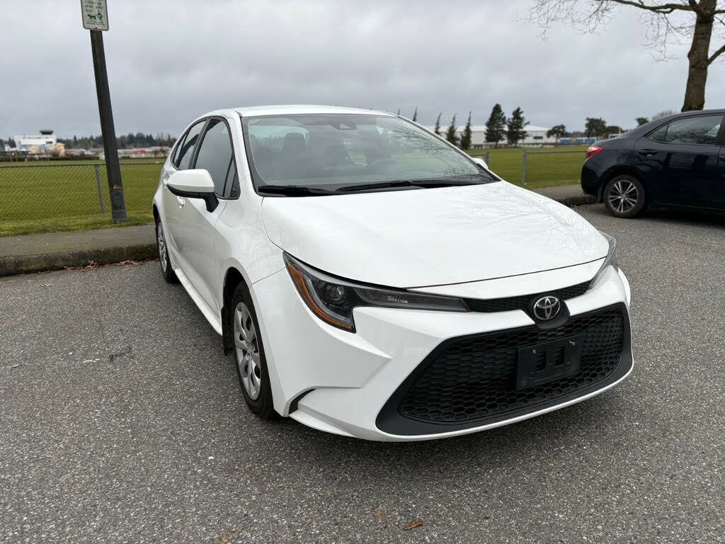 2022 Toyota Corolla LE FWD