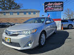 Toyota Camry Hybrid XLE FWD