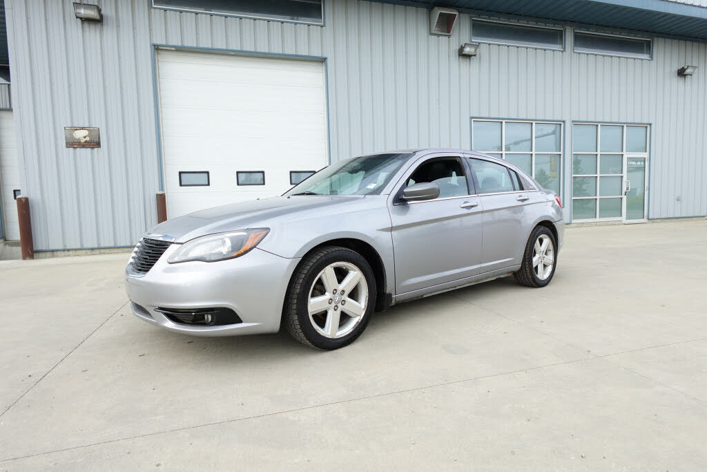 2014 Chrysler 200 S FWD