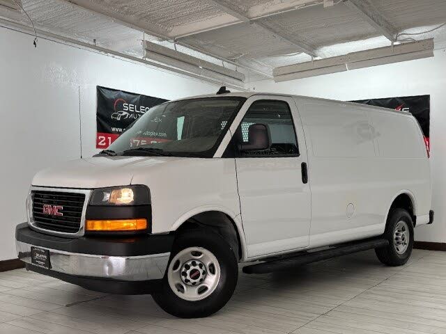 2022 GMC Savana Cargo 2500 RWD