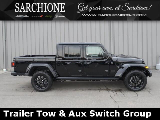 2025 Jeep Gladiator NightHawk Crew Cab 4WD