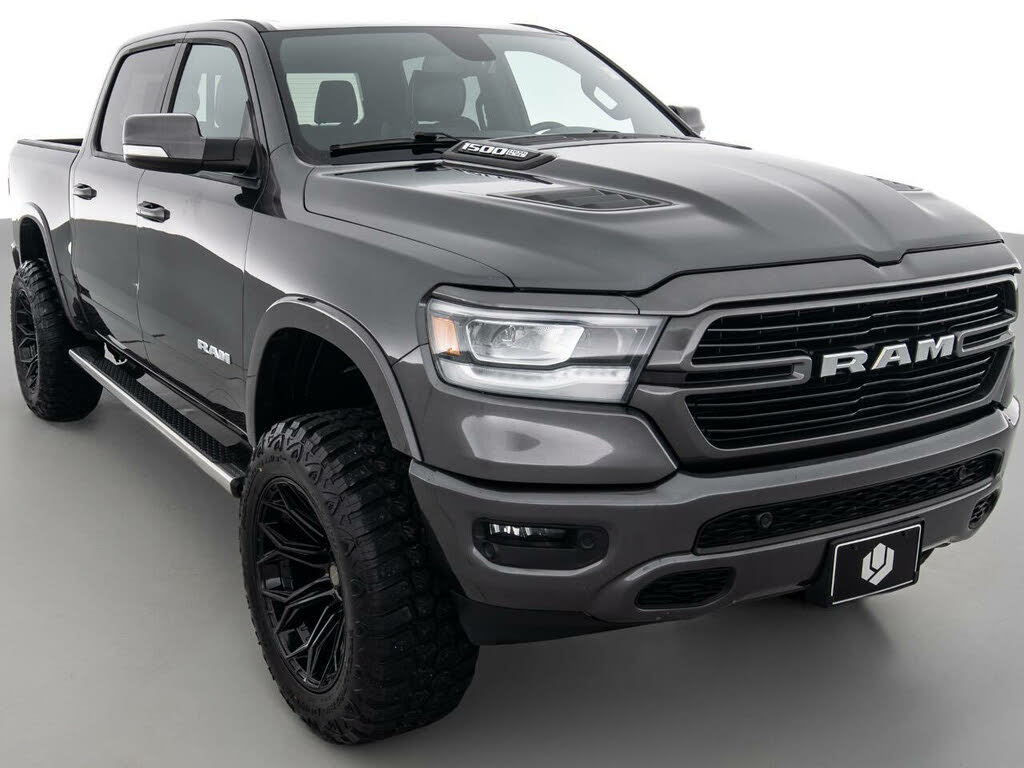 2019 RAM 1500 Laramie Crew Cab 4WD