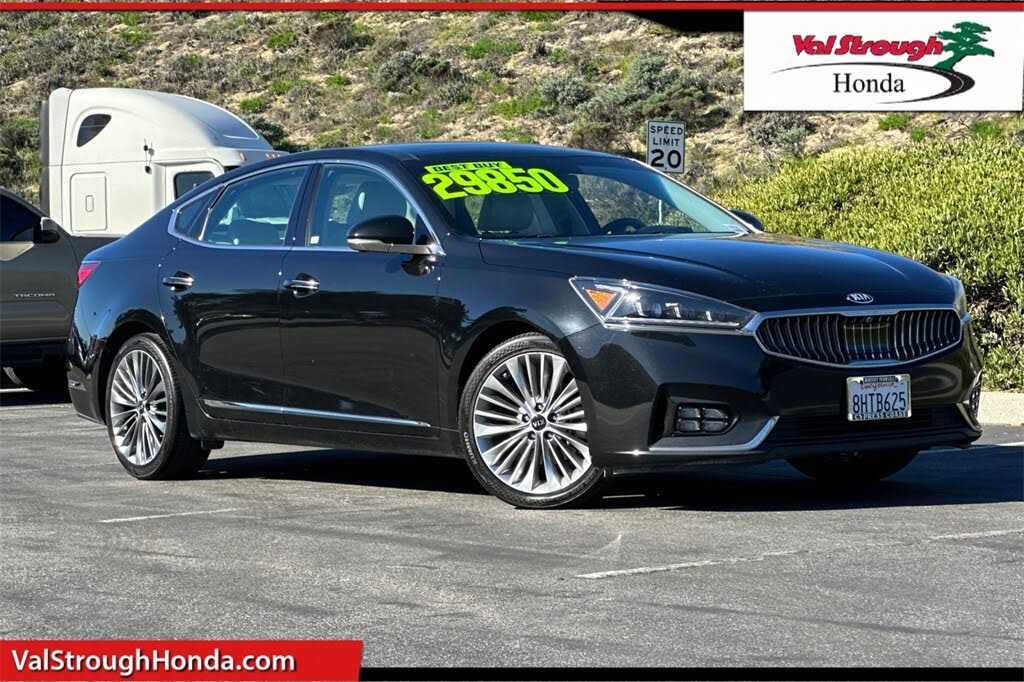 2018 Kia Cadenza Limited FWD