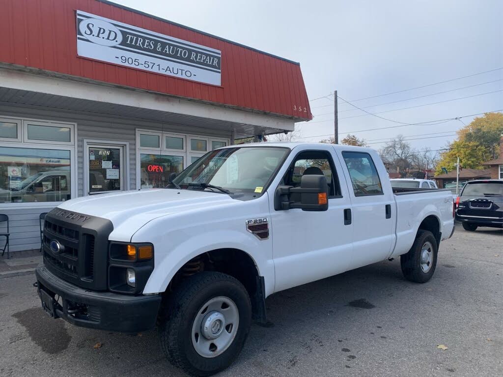 Ford F-250 Super Duty XL Crew Cab LB 4WD 2010