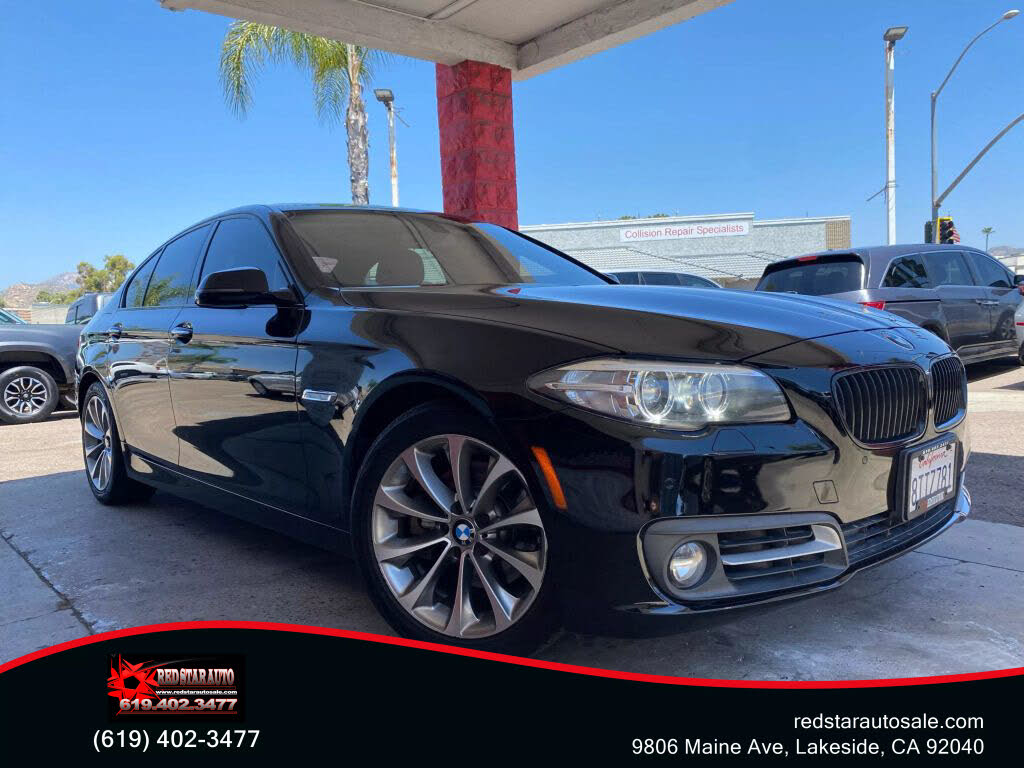 2015 BMW 5 Series 528i Sedan RWD