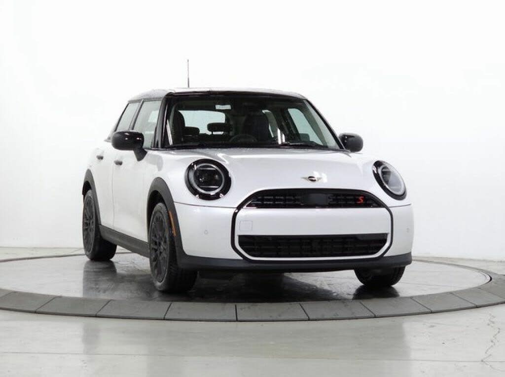 2025 MINI Cooper S Signature Trim 4-door Hatchback