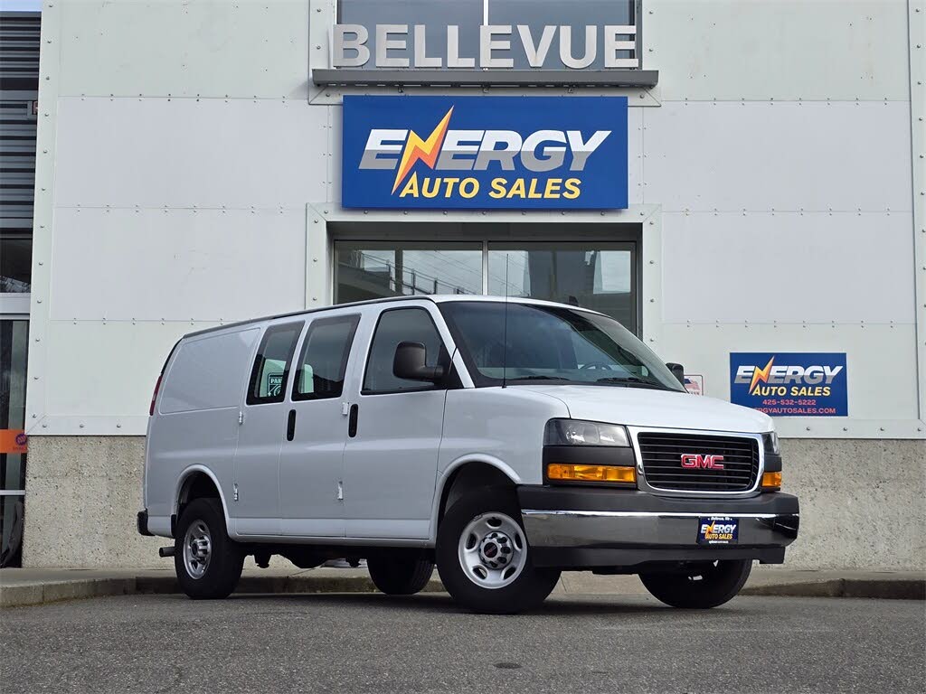 2022 GMC Savana Cargo 2500 RWD