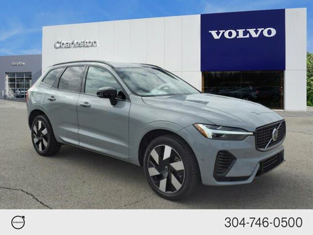 2025 Volvo XC60 Recharge T8 Plus Dark Theme eAWD