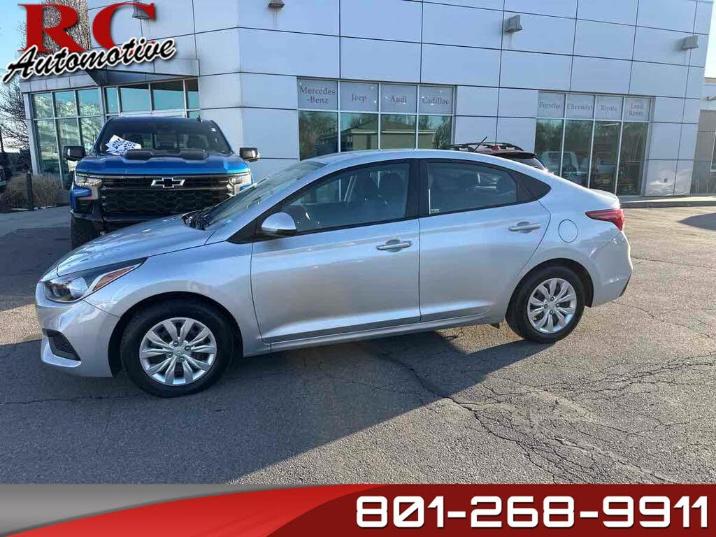 2021 Hyundai Accent SE FWD