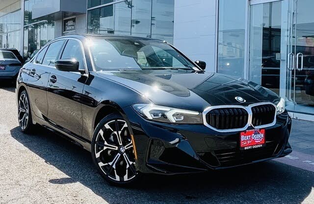 2025 BMW 3 Series 330i RWD