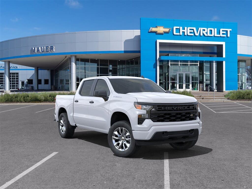 2025 Chevrolet Silverado 1500 Custom Crew Cab 4WD