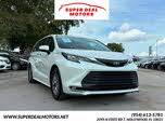 Toyota Sienna XLE 7-Passenger FWD