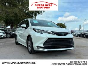 Toyota Sienna XLE 7-Passenger FWD