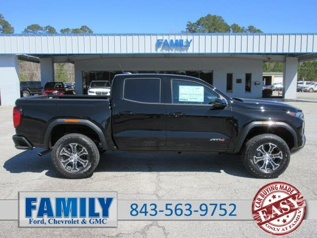 2025 GMC Canyon AT4 Crew Cab 4WD