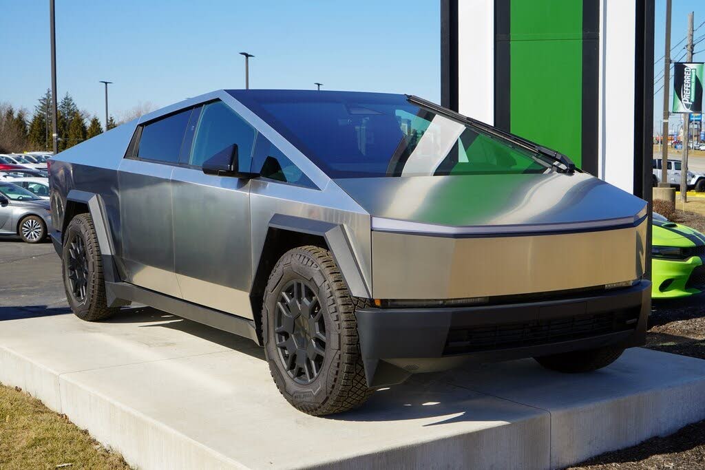 2024 Tesla Cybertruck Base