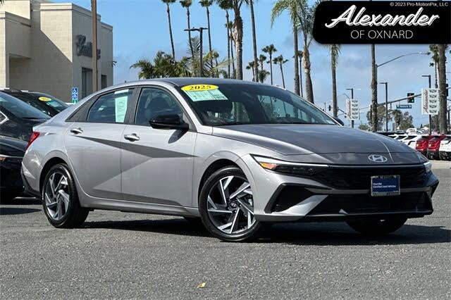 2025 Hyundai Elantra SEL Sport FWD