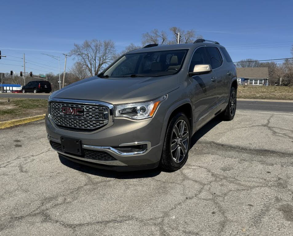 2019 GMC Acadia Denali FWD