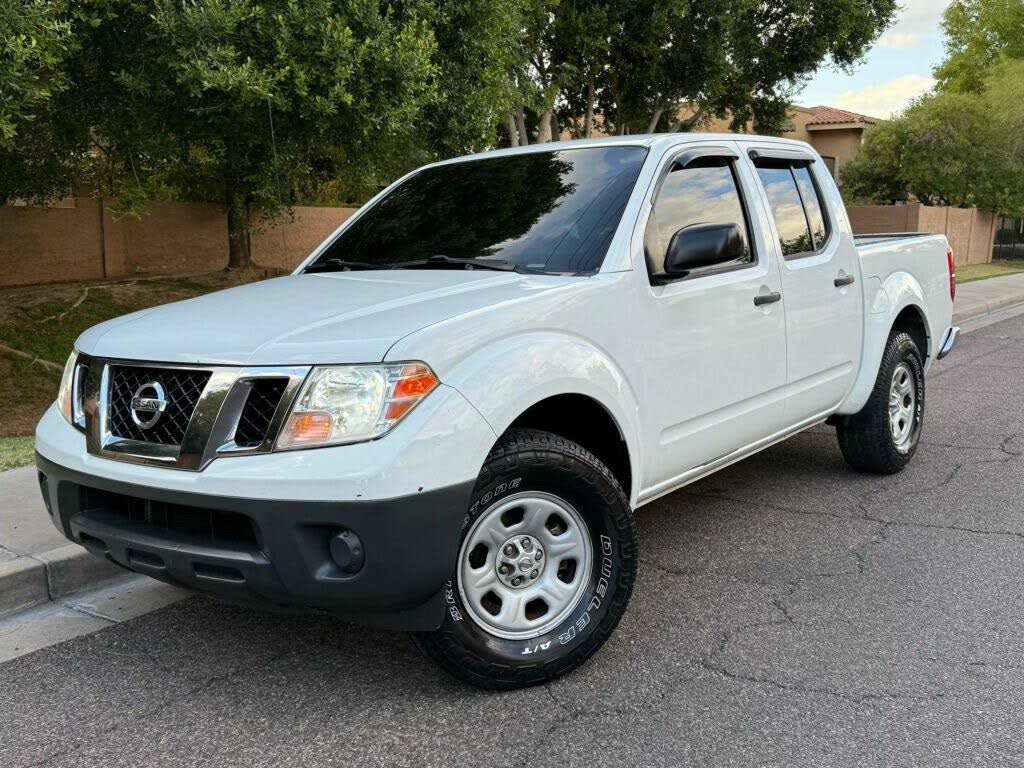 2016 Nissan Frontier S Crew Cab