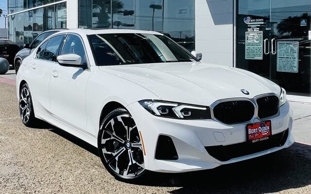 2025 BMW 3 Series 330i RWD