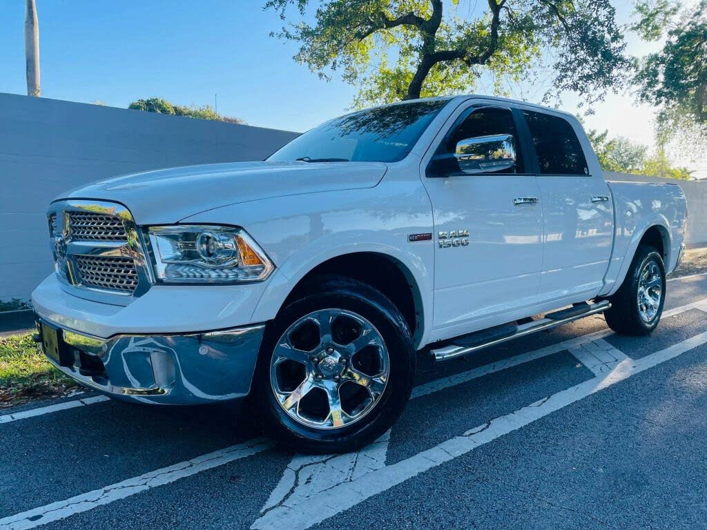 2018 RAM 1500 Laramie Crew Cab 4WD