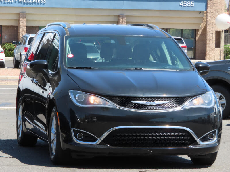 2018 Chrysler Pacifica Touring L FWD