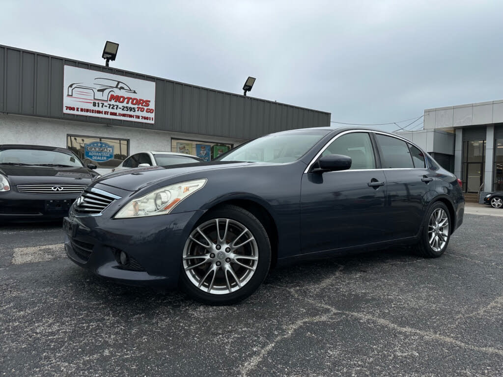 2011 INFINITI G37 Journey Sedan RWD