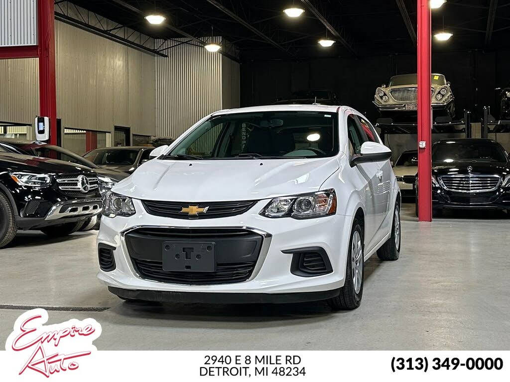 2019 Chevrolet Sonic LT Fleet Hatchback FWD