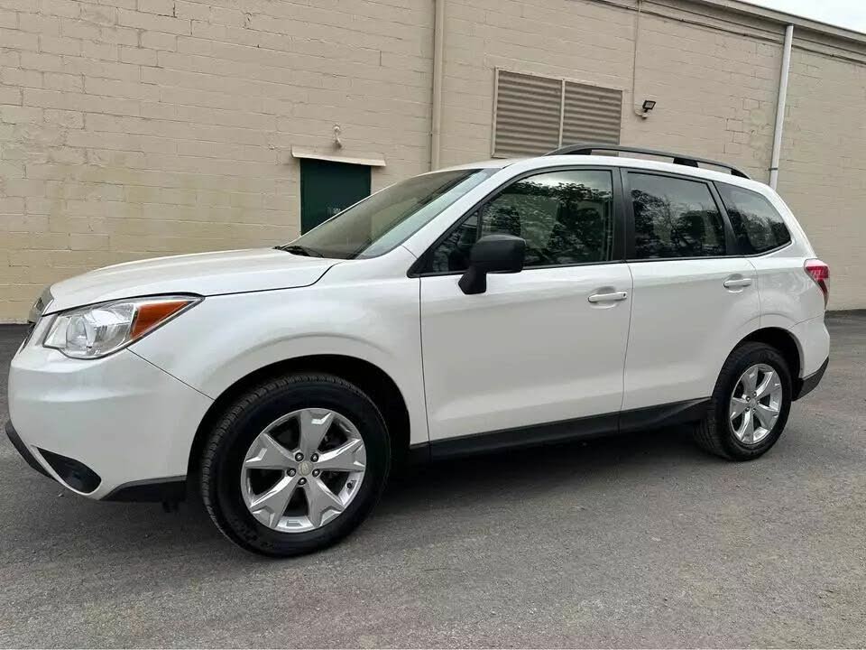 2016 Subaru Forester 2.5i
