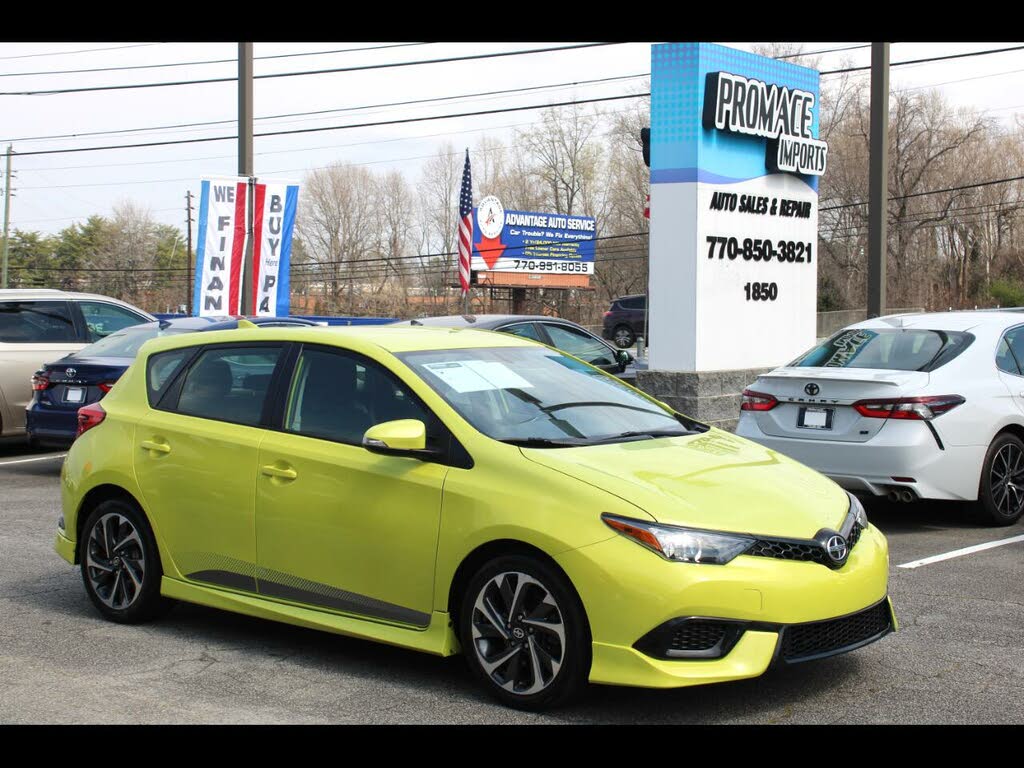 2016 Scion iM Base
