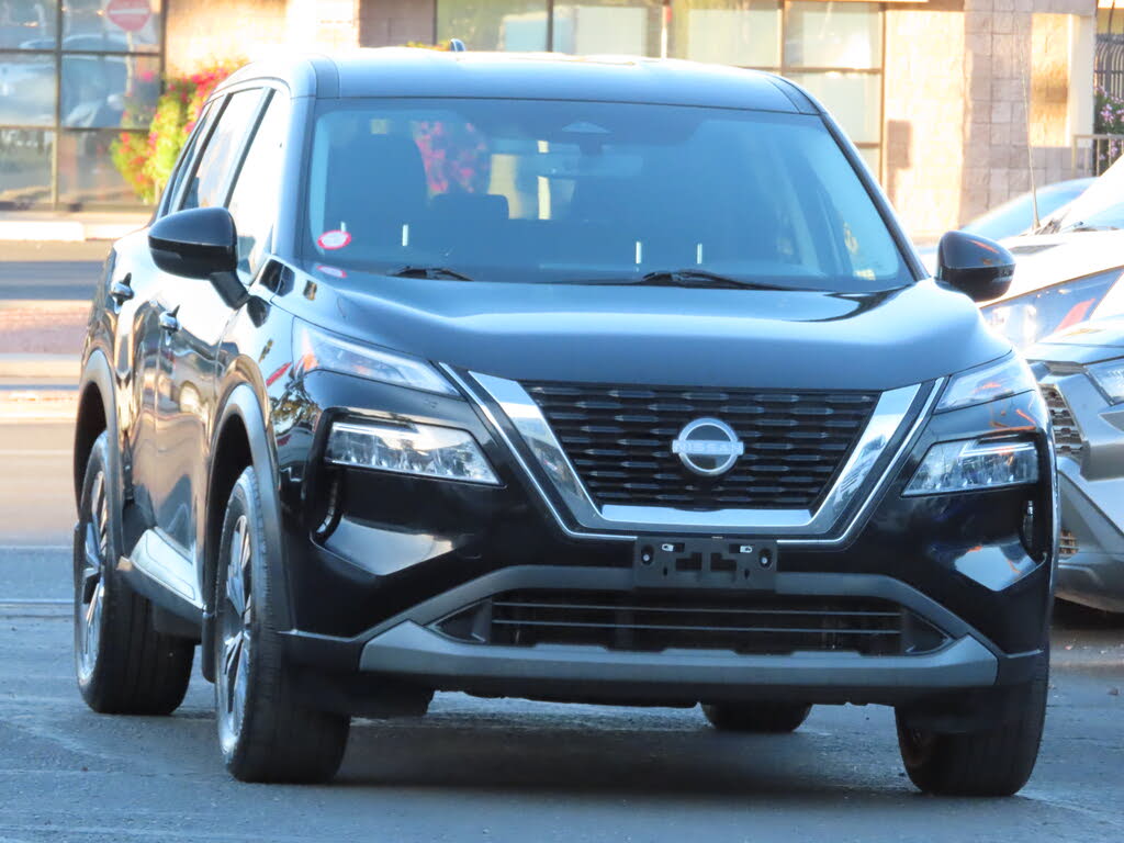 2022 Nissan Rogue SV FWD