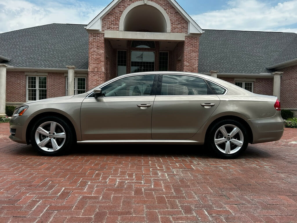 2015 Volkswagen Passat 1.8T SE FWD