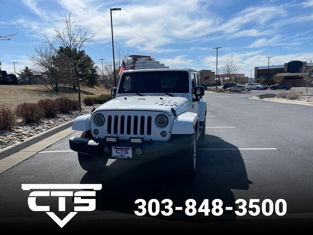 2014 Jeep Wrangler Unlimited Sahara 4WD