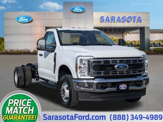 2025 Ford F-350 Super Duty Chassis XL Regular Cab DRW RWD
