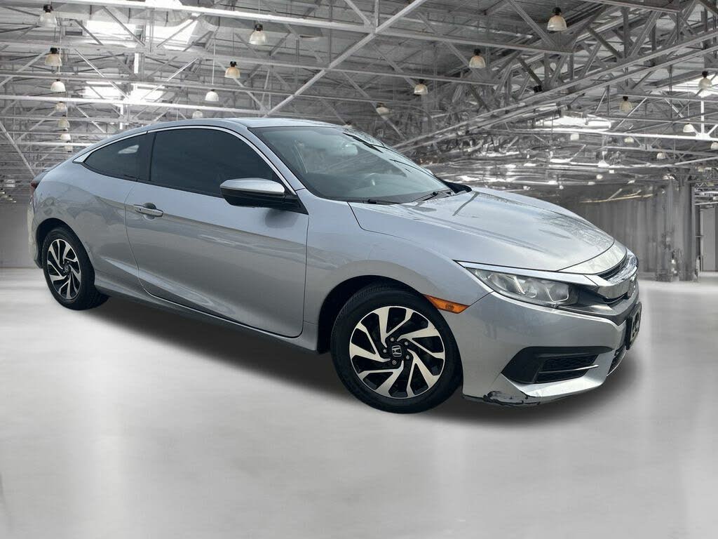 Used 2000 Honda Civic Coupe for Sale in Janesville, WI (with