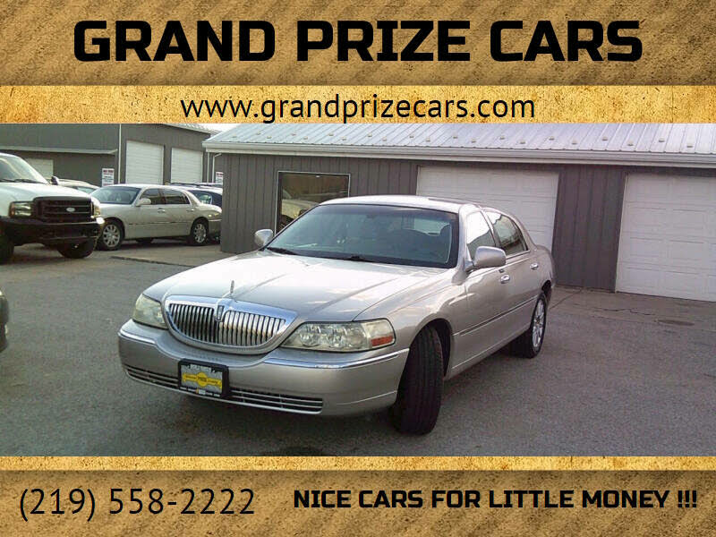 2006 Lincoln Town Car Signature