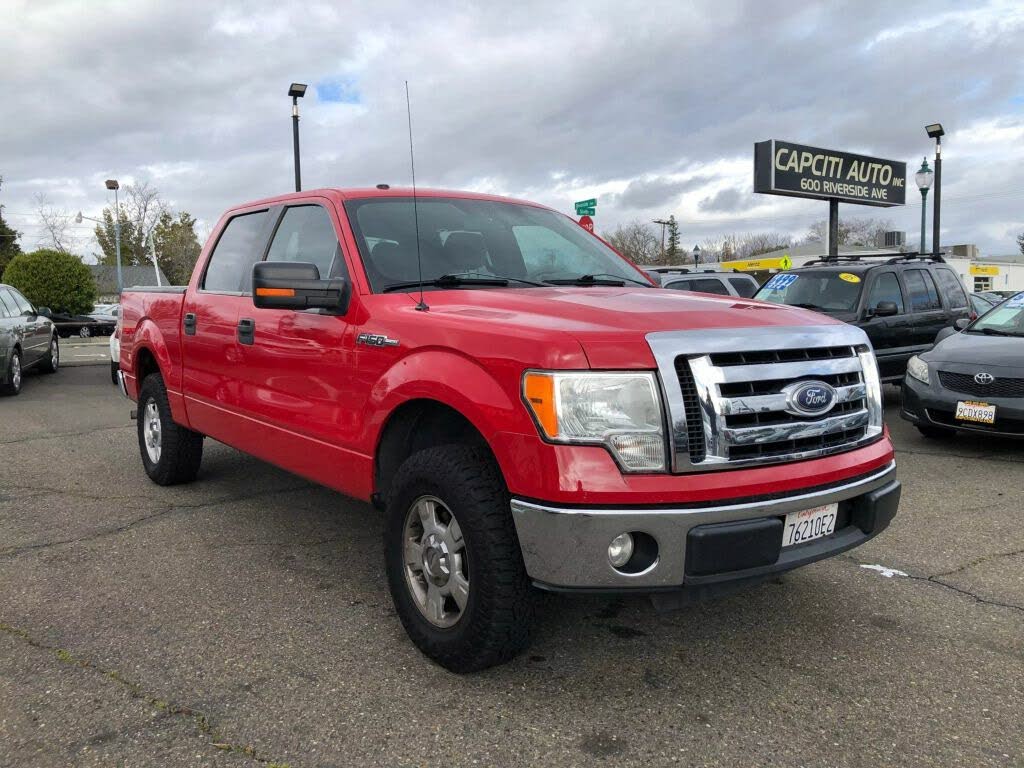 2010 Ford F-150 XLT SuperCrew