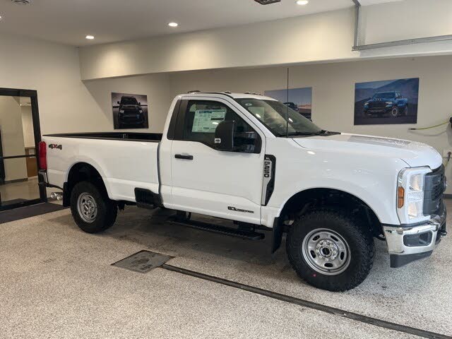 2025 Ford F-250 Super Duty XLT Regular Cab LB 4WD