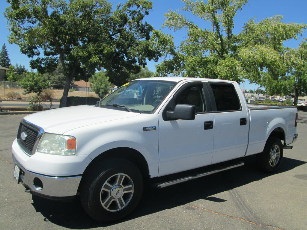 2007 Ford F-150 XLT SuperCrew Short Bed 4WD