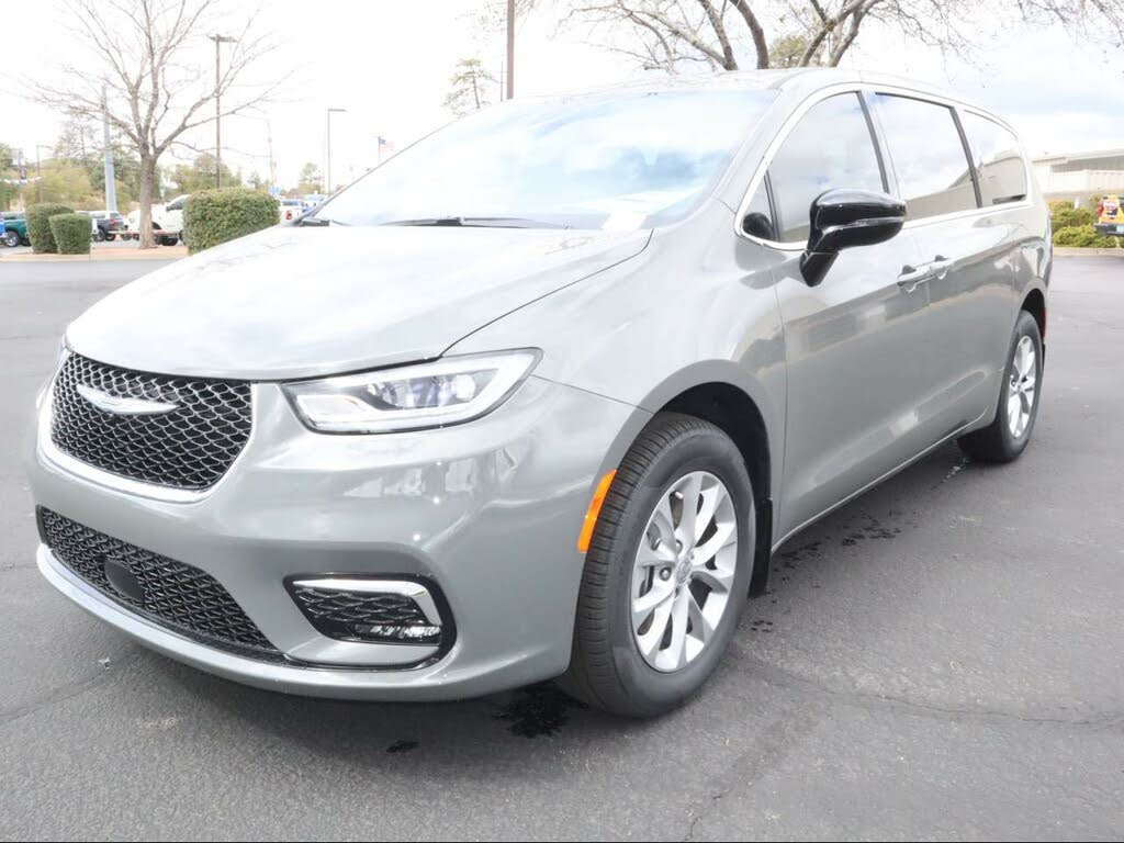 2025 Chrysler Pacifica Select AWD