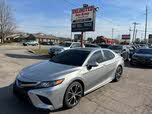 Toyota Camry SE FWD