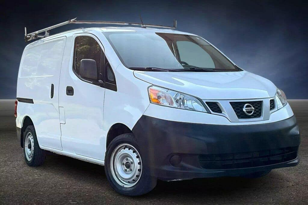 2019 Nissan NV200 S FWD