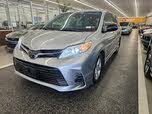 Toyota Sienna LE 7-Passenger FWD with Auto-Access Seat