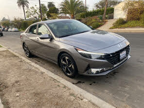 Hyundai Elantra Limited FWD