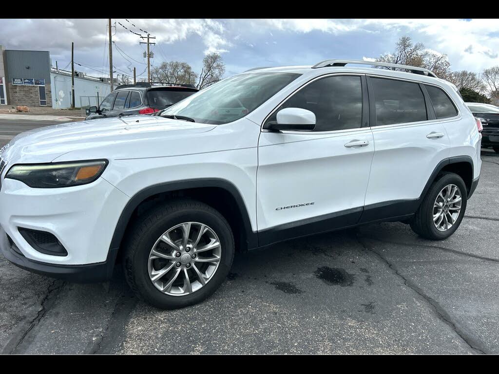 2019 Jeep Cherokee Latitude Plus FWD