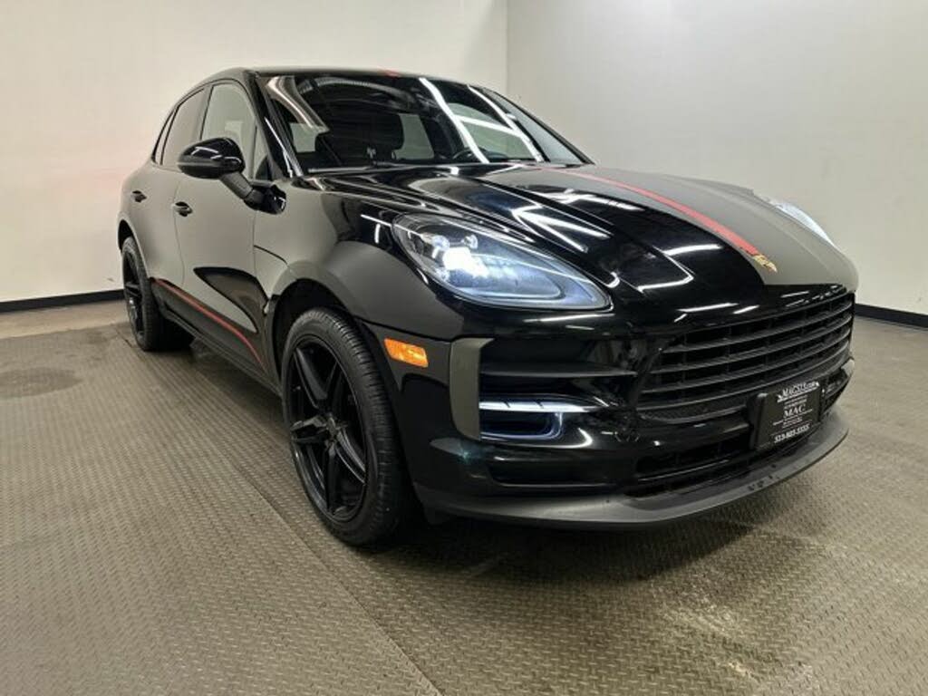 New Porsche Macan in Stock in Beaverton | Porsche Beaverton